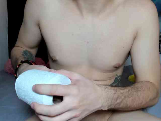 Stroong-coupleeX webcam