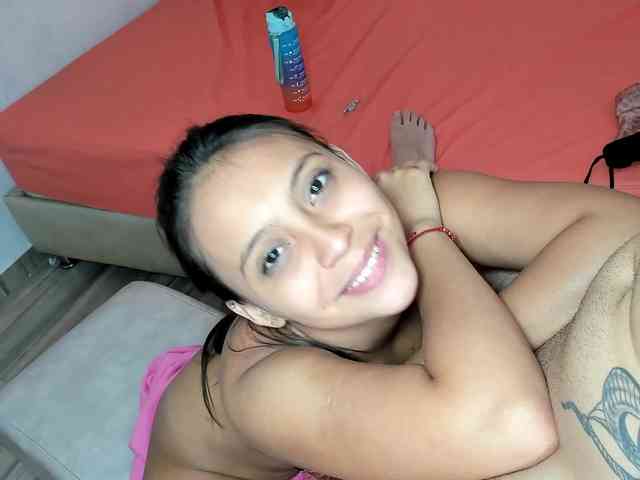 Stroong-coupleeX webcam