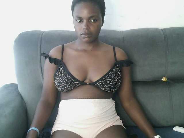 Sweetcutie1 webcam bongacams model stream image