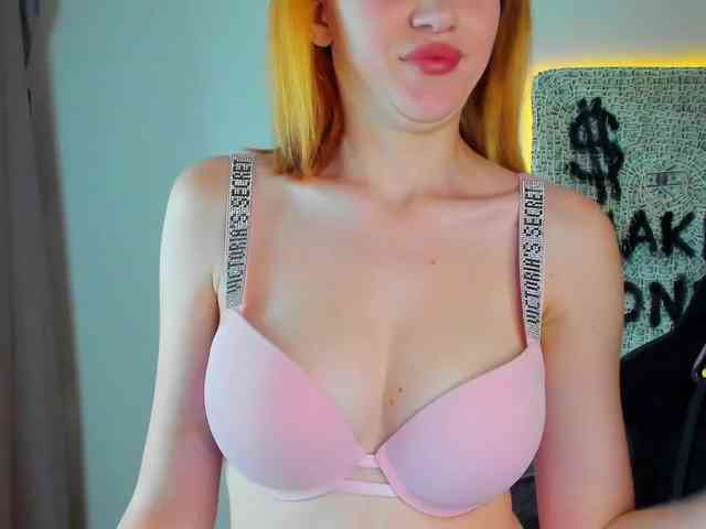 amateur pornstar online Strawbabby