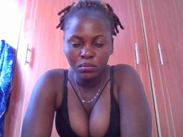 Alicia2025 webcam