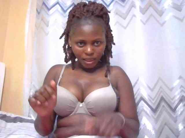 Alicia2025 webcam
