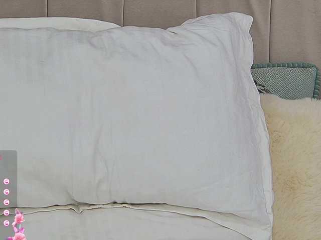 EmilyNovaa's BongaCams show and profile