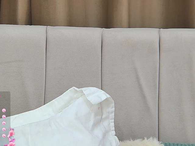 EmilyNovaa's BongaCams show and profile