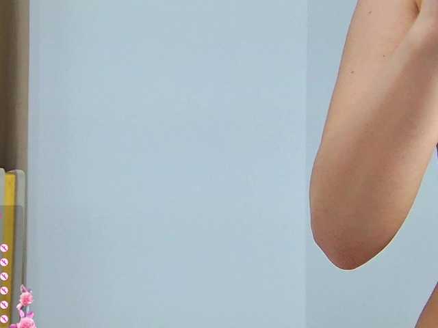 EmilyNovaa's BongaCams show and profile