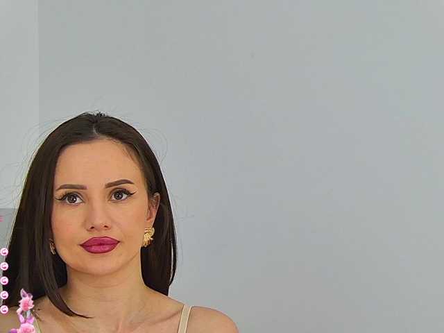 EmilyNovaa's BongaCams show and profile