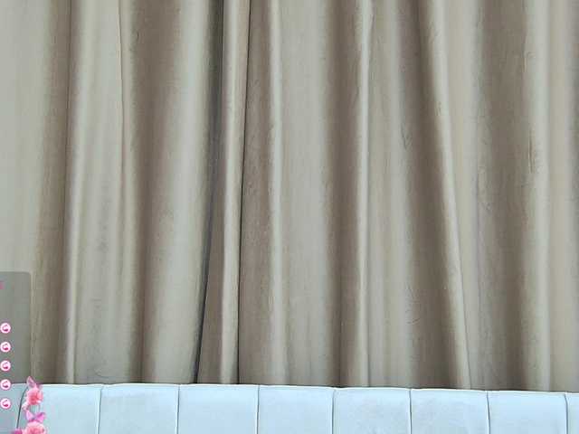 EmilyNovaa's BongaCams show and profile