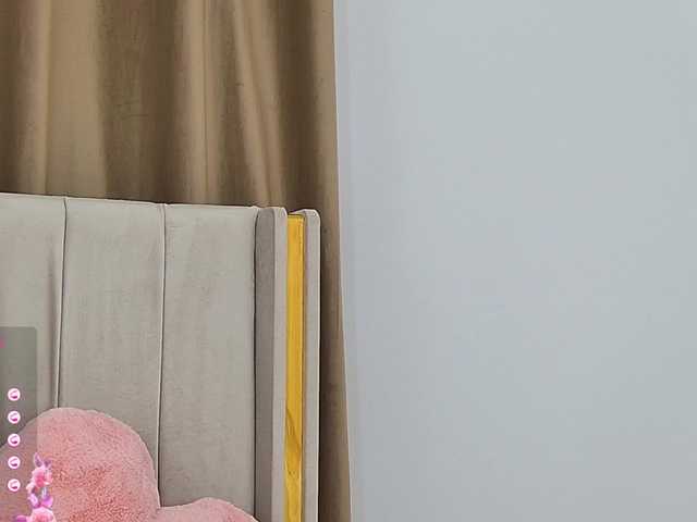 EmilyNovaa's BongaCams show and profile