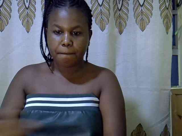 Sweettmee0 webcam
