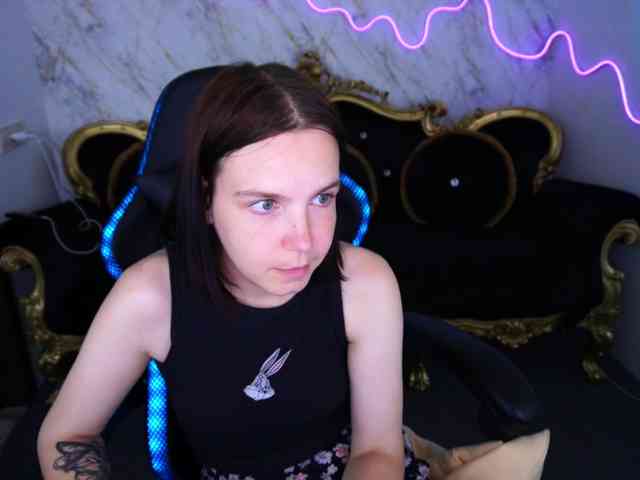 SpicyyDoll webcam