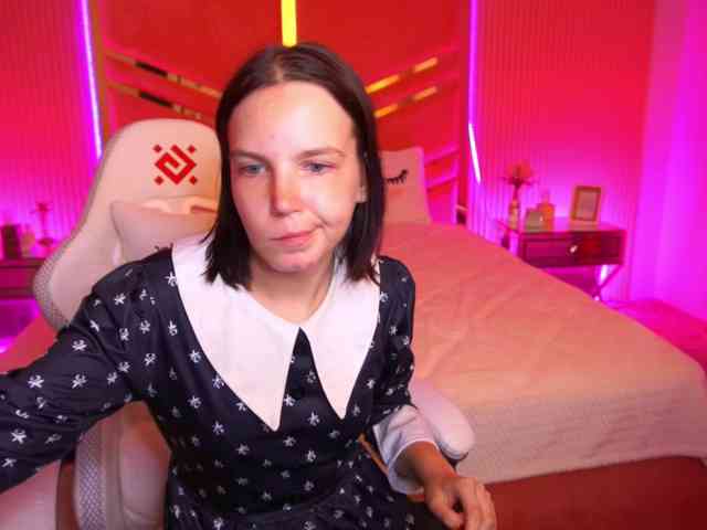 SpicyyDoll webcam