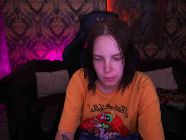 SpicyyDoll webcam