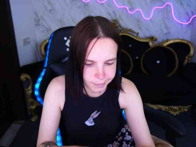 SpicyyDoll webcam