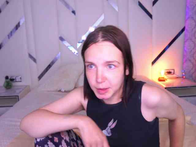 SpicyyDoll webcam