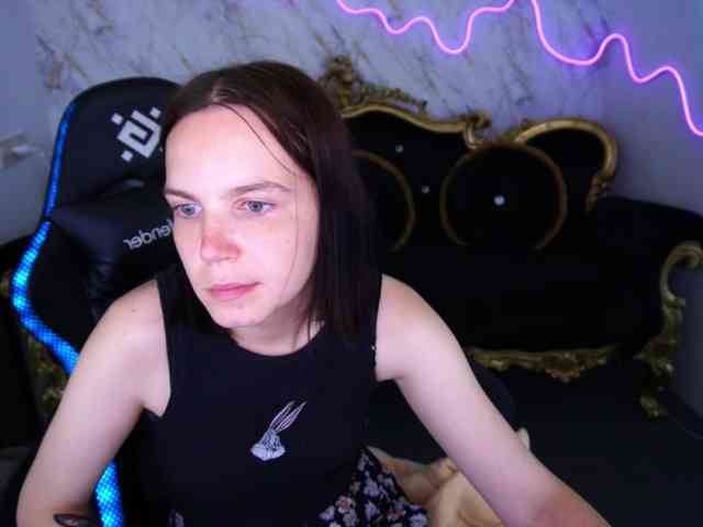 SpicyyDoll webcam