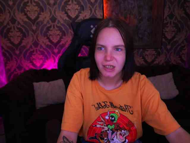 SpicyyDoll webcam