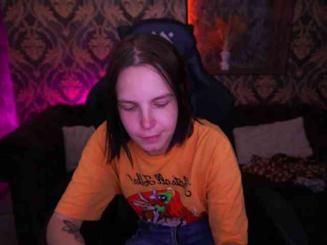 SpicyyDoll webcam