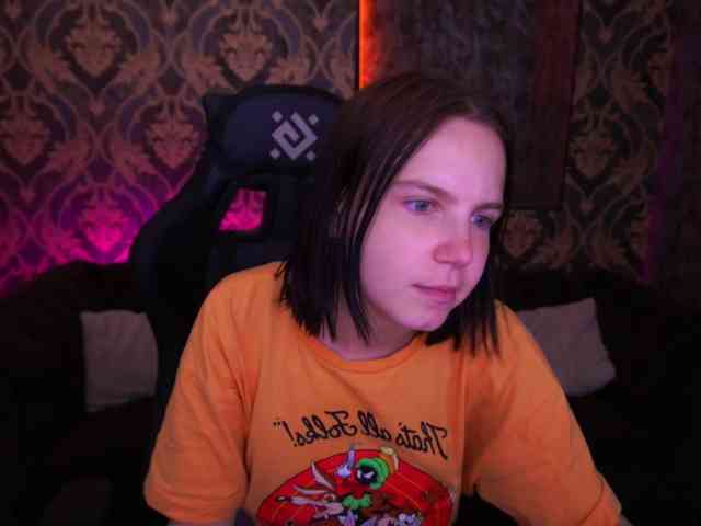 SpicyyDoll webcam