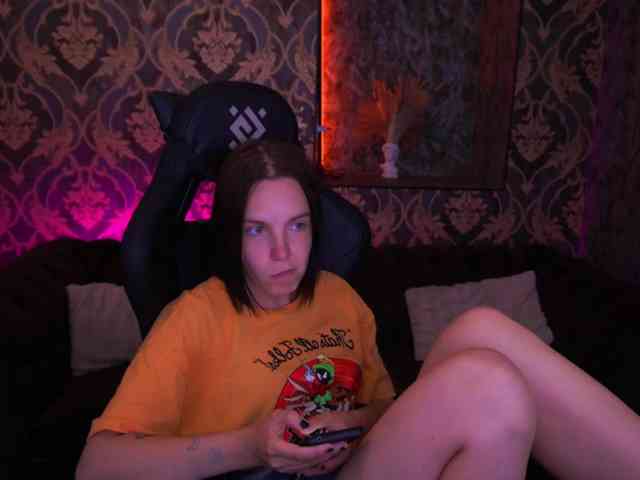 SpicyyDoll webcam