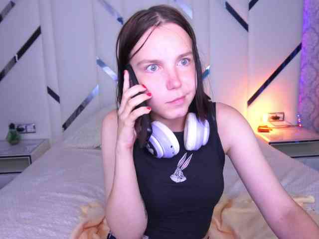 SpicyyDoll webcam