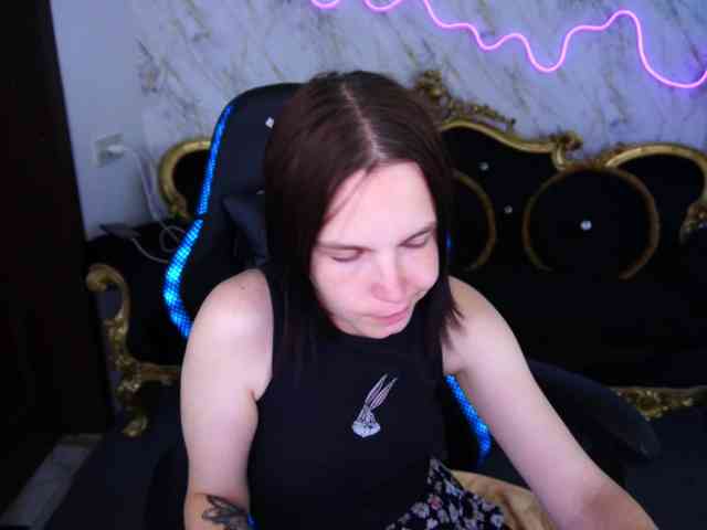 SpicyyDoll webcam