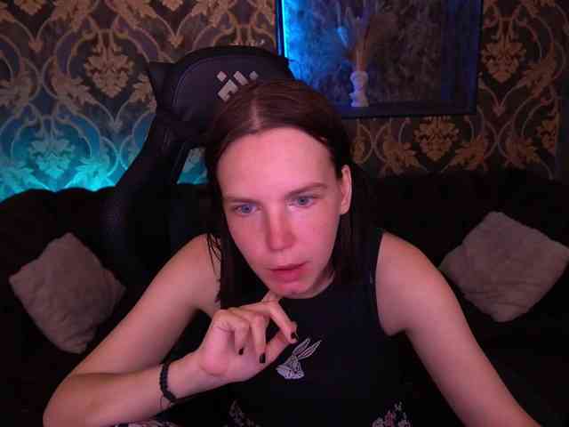 SpicyyDoll webcam