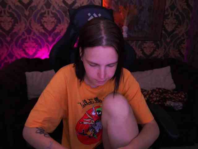 SpicyyDoll webcam