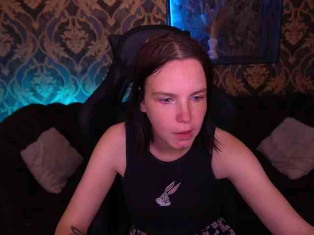 SpicyyDoll webcam