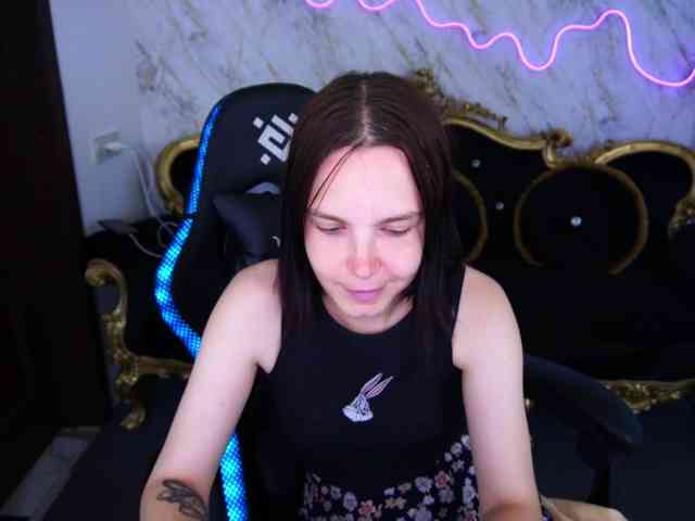SpicyyDoll webcam