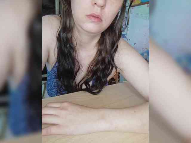 KiraSex webcam