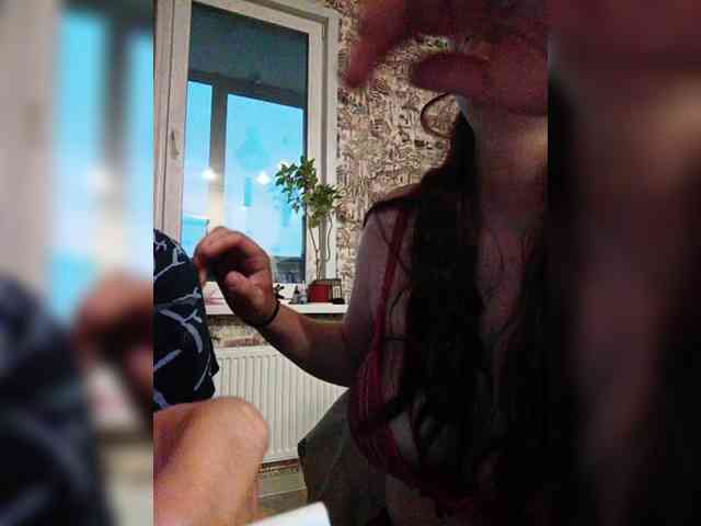 KiraSex webcam