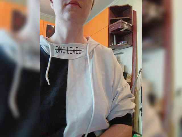 KiraSex webcam