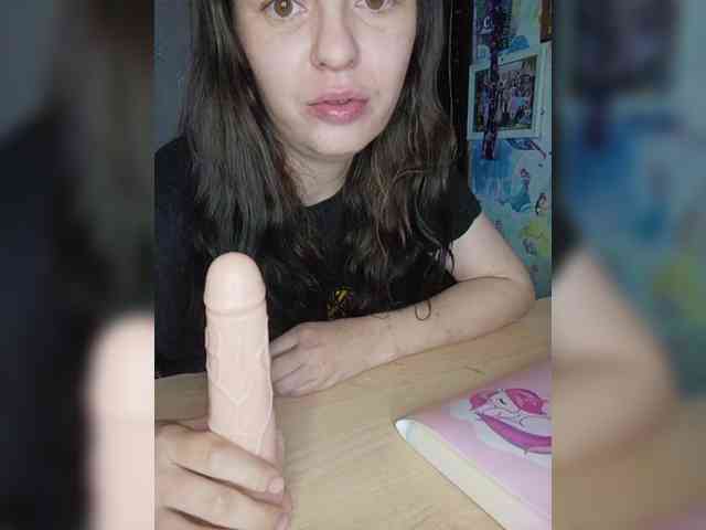 KiraSex webcam