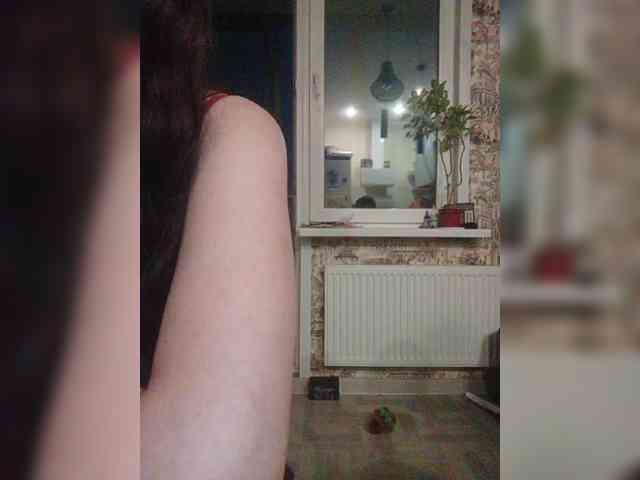 KiraSex webcam