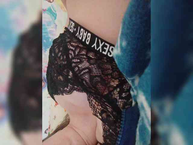 KiraSex webcam
