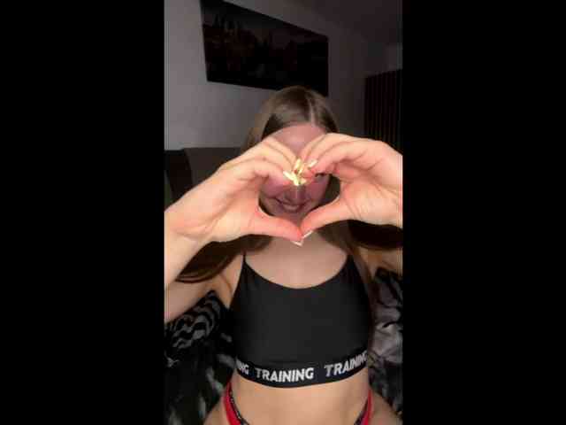 Shirley1Ross webcam