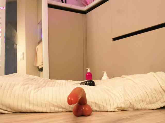 Pickme- Live Webcam on BongaCams