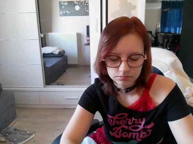 ElianaFlirt webcam