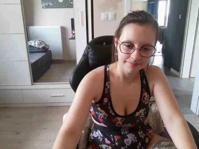 ElianaFlirt webcam