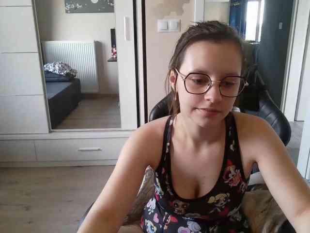 ElianaFlirt webcam