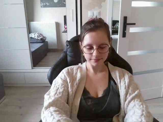 ElianaFlirt webcam