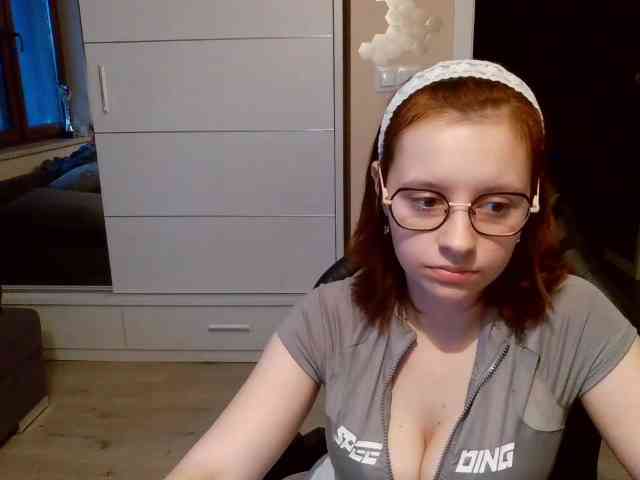 ElianaFlirt webcam