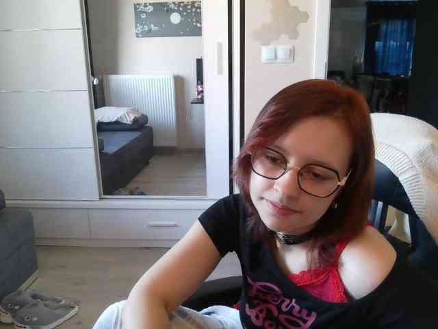 ElianaFlirt webcam