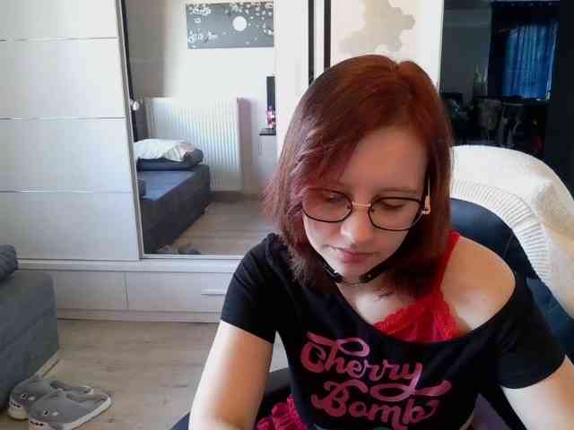 ElianaFlirt webcam