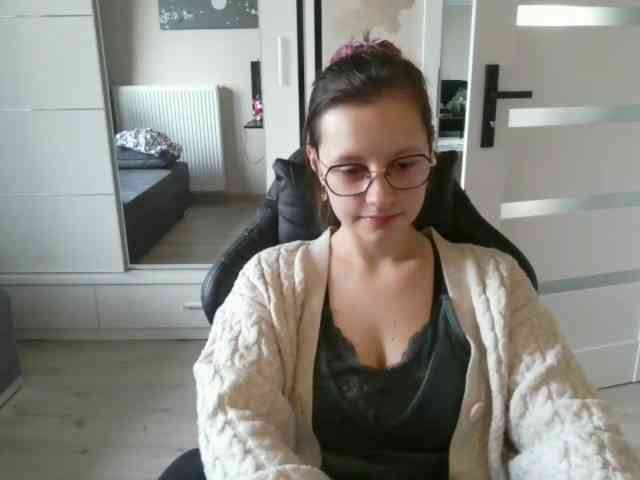ElianaFlirt webcam