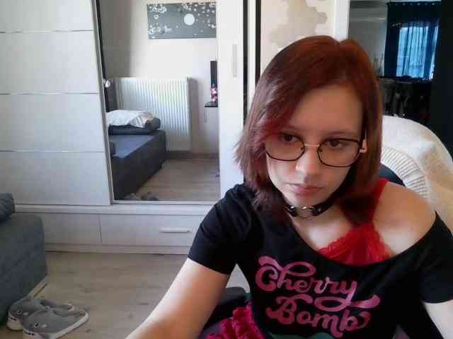 ElianaFlirt webcam