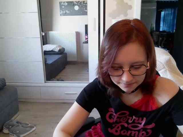 ElianaFlirt webcam