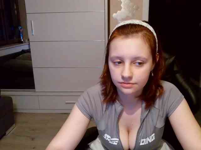 ElianaFlirt webcam