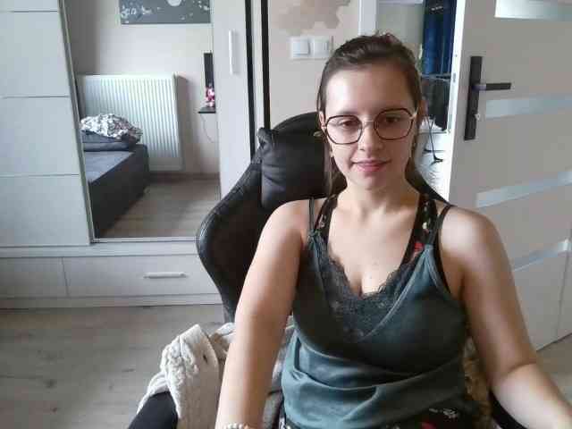ElianaFlirt webcam