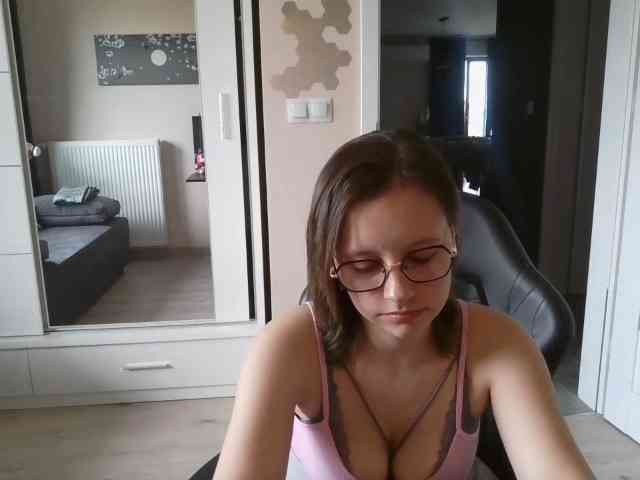 ElianaFlirt webcam